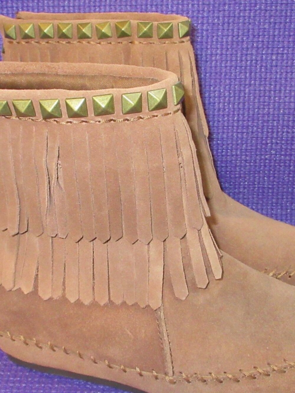 SKECHERS SKCH+3~BROWN SUEDE~STUDDED WEDGE FRINGED ANKLE BOOTS~SIZE~ 7 1/2
